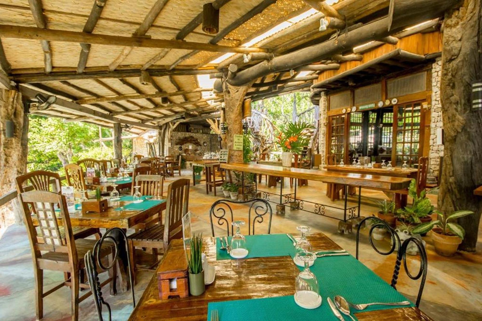 Oldwoods By The Sea Nature Resort Bani Pangasinan Exterior foto